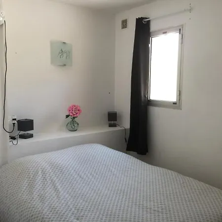 T2 Solviou - 33m2 - Acces Direct Plage - Parking Gratuit Apartament Six-Fours-les-Plages